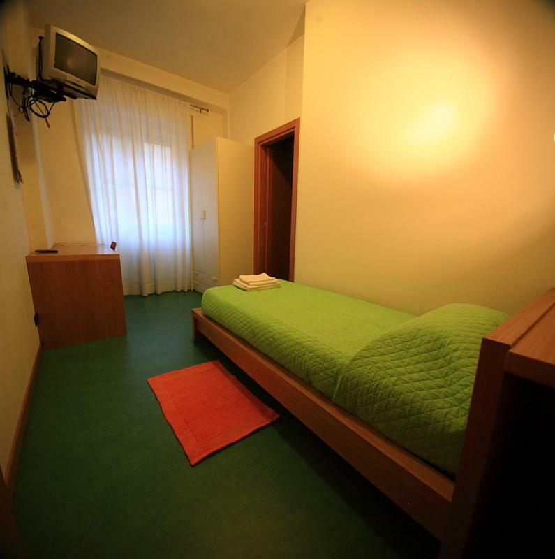 Arcobaleno Affittacamere Verona Exterior foto