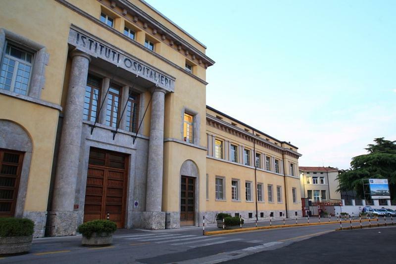 Arcobaleno Affittacamere Verona Exterior foto